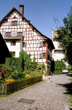 The path into the old town part of Greifensee